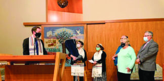 From left: Rabbi Andy Gordon, Elaine Richman, Rabbi Jennifer Weiner, Sam Dansicker, Mina Wender and Ken Bell