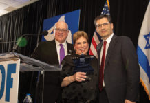 From left: Bill Fox, Myra Fox and FIDF CEO Steven Weil at the Friends of the Israel Defense Forces 2021 Baltimore Chapter Gala