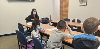 Students attend Kol Nefesh's Hebrew school program