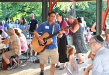 Beth Am Synagogue Services in the Park event in June, 2021