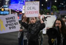 Israelis protest calling for the release of hostages