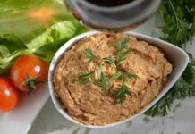 Inside Bubbe’s Kitchen: Harriet’s Vegetarian Chopped Liver