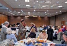 Bet Aviv Is Smaller, Older and More Diverse Than Most Synagogues — and They Like it That Way